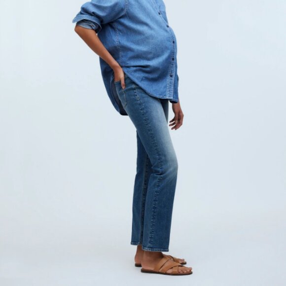 Madewell Petite Maternity Over-the-Belly Kick Out Crop Jeans in Oneida Wash - Picture 4 of 9